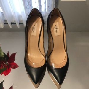 Authentic Valentino Pumps